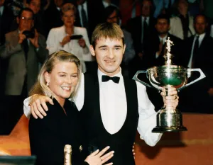 Stephen Hendry with girlfriend Mandy Tart after wining The Embassy World Championship Stephen Hendry with girlfriend Mandy Tart after wining The Embassy World Championship
