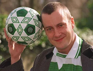 Stephen Tompkinson actor in Ballykissangel March 1998 Stephen Tompkinson actor in Ballykissangel March 1998