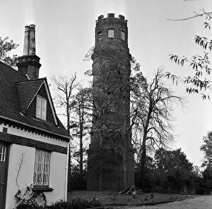 Images Dated 15th August 2016: Strattons Folly, Little Berkhamsted, Hertfordshire. 21st October 1967