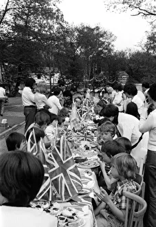 Street Parties for the Queen's Silver Jubilee June 1977 Silver Jubilee Party Street Parties for the Queen's Silver Jubilee June 1977 Silver Jubilee Party