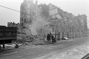 Street scene in New York, a building being demolished. 13th February 1981 Street scene in New York, a building being demolished. 13th February 1981