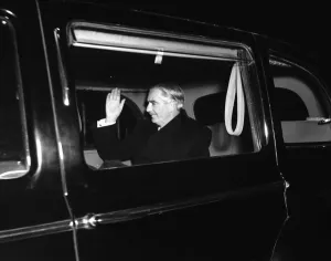Suez Crisis 1956 Anthony Eden leaving 10 Downing Street after a Cabinet Meeting Suez Crisis 1956 Anthony Eden leaving 10 Downing Street after a Cabinet Meeting