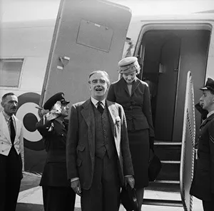 Suez Crisis 1956 Anthony Eden returning to London Airport with his wife following a Suez Crisis 1956 Anthony Eden returning to London Airport with his wife following a