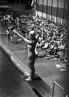 As the summer heatwave hits central London, Londoners flock to the Oasis Lido to cool off As the summer heatwave hits central London, Londoners flock to the Oasis Lido to cool off