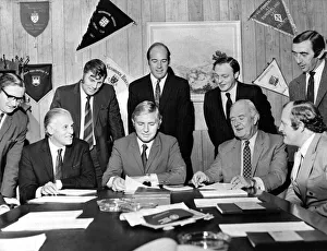 Sunderland Associated Football Club - Keith Collings (centre Sunderland Associated Football Club - Keith Collings (centre