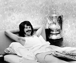 Images Dated 6th May 1973: Sunderland captain Bobby Kerr with the FA cup trophy at his London Hotel following his