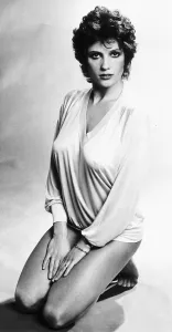 Suzanne Danielle March 1980 British actress kneeling on the floor A©mirrorpix Suzanne Danielle March 1980 British actress kneeling on the floor A©mirrorpix