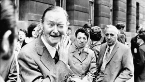 T Dan Smith leaves the court after the hearing October 1973 T Dan Smith leaves the court after the hearing October 1973