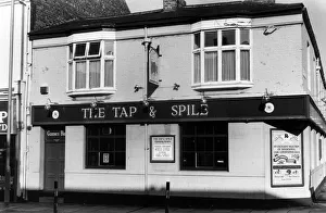 The Tap & Spile, Public House, Shields Road, Newcastle, 5th October 1988 The Tap & Spile, Public House, Shields Road, Newcastle, 5th October 1988