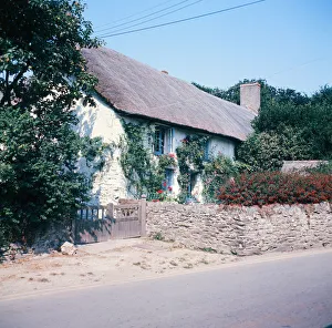 Thatched cottage in Crantock, Cornwall. 19th August 1973 Thatched cottage in Crantock, Cornwall. 19th August 1973