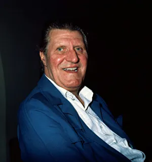 Tommy Cooper British comedian July 1983 A©mirrorpix Tommy Cooper British comedian July 1983 A©mirrorpix