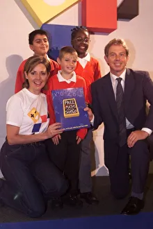 Tony Blair MP and Carol Vorderman September 1999 with school children Tony Blair MP and Carol Vorderman September 1999 with school children