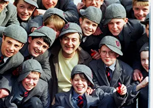 Tony Robinson with kids from The Glasgow High School, - who appear alongside him in Alan Tony Robinson with kids from The Glasgow High School, - who appear alongside him in Alan