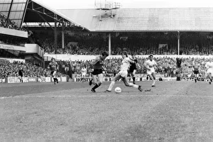 Tottenham Hotspur 0 v. Manchester United 0. Division One Football Tottenham Hotspur 0 v. Manchester United 0. Division One Football