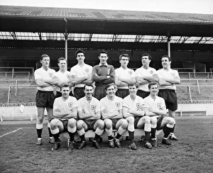 Tottenham Hotspur football team group shot. Back row left to right: Peter Baker Tottenham Hotspur football team group shot. Back row left to right: Peter Baker