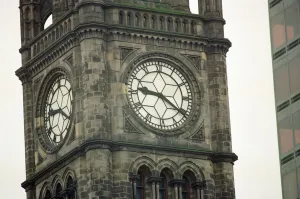 Mirror/1500to1599 01517/town hall clock middlesbrough 13th february 1993 Mirror/1500to1599 01517/town hall clock middlesbrough 13th february 1993