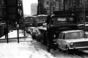 Traffic struggles against the snow on Westgate Road, Newcastle 23 November 1971 Traffic struggles against the snow on Westgate Road, Newcastle 23 November 1971