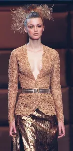 Trish Goff models Valentino at Paris fashion show Belted embroidery englaise Trish Goff models Valentino at Paris fashion show Belted embroidery englaise