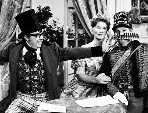 TV Programmes Morecambe and Wise from there tv show staring with Glenda Jackson TV Programmes Morecambe and Wise from there tv show staring with Glenda Jackson