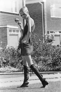 Lesley over the deals knee boots