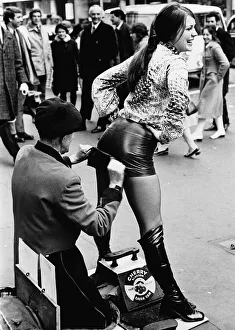 Unusual Picture of Czech model Dana Mala having her hot pants polished by a bootblack Unusual Picture of Czech model Dana Mala having her hot pants polished by a bootblack