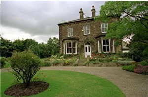 Victorian mansion of Andrea Brown July 1998 which Mel B of the Spice Girls is Victorian mansion of Andrea Brown July 1998 which Mel B of the Spice Girls is
