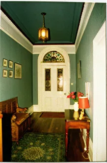 Mirror/0000to0099 00084/victorian mansion andrea brown july 1998 mel b Mirror/0000to0099 00084/victorian mansion andrea brown july 1998 mel b