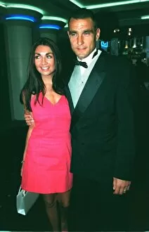 Images Dated 21st August 1998: Vinnie and Tanya Jones attending the film August 1998 premiere of Casablanca
