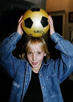 Walton Sextuplets Lucy Walton Tomboy who is keen on football dbase Walton Sextuplets Lucy Walton Tomboy who is keen on football dbase