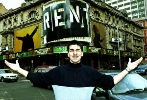 Images Dated 24th April 1999: Wayne Moore April 1999 actor in the musical Rent, standing outside the Shaftsberry