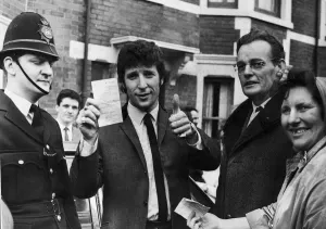 Welsh singing star Tom Jones shows his certificate after passing his driving test in Welsh singing star Tom Jones shows his certificate after passing his driving test in