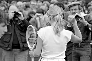 Images Dated 26th June 1981: Wimbledon 4th Day: Sue Barker. June 1981 81-3608-017