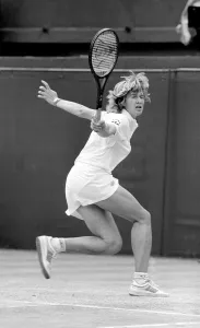 Wimbledon tennis 1987-9th day Steffi Graf v Gabriella Sabatini 1980s Wimbledon tennis 1987-9th day Steffi Graf v Gabriella Sabatini 1980s