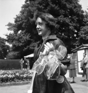 Wimbledon Tennis Championship. Gloria Butler - U.S. Player. June 1952 C3163 Wimbledon Tennis Championship. Gloria Butler - U.S. Player. June 1952 C3163