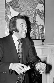 Wine: Mr. David Frost. March 1975 75-01338-001 Wine: Mr. David Frost. March 1975 75-01338-001