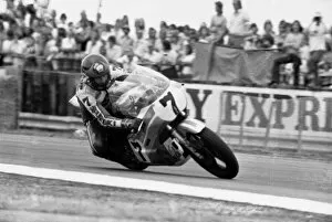 Images Dated 10th August 1975: Winner of the John Player Grand Prix, World Champion Barry Sheene in action at