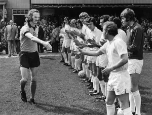 Wolverhampton Wanderers v Leeds. Doulan says farewell to Leeds players at his last match Wolverhampton Wanderers v Leeds. Doulan says farewell to Leeds players at his last match
