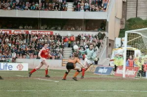 Images Dated 2nd May 1992: Wolverhampton Wanderers v Middlesbrough, final score 2-1 to Middlesbrough