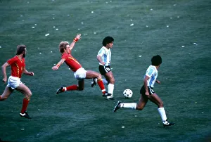 World Cup 1982 Group 3 Argentina 0 Belgium 1 Maradona gets tackled World Cup 1982 Group 3 Argentina 0 Belgium 1 Maradona gets tackled