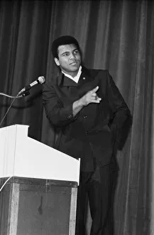 World Heavyweight boxing champion Muhammad Ali held his first public speaking in England World Heavyweight boxing champion Muhammad Ali held his first public speaking in England