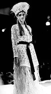 YASMIN LE BON - MODEL ON THE CATWALK 10/10/1988 YASMIN LE BON - MODEL ON THE CATWALK 10/10/1988