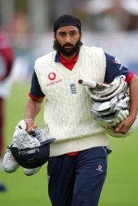 Monty Panesar Print - England Cricket at Old Trafford 2007