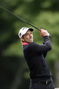 Wentworth Golf Course Prints: Jamie Elson