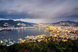 Images Dated 8th December 2012: Nagasaki, Japan city skyline at the bay