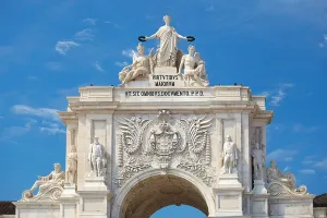 Arch Print at Lisbons Commerce Square