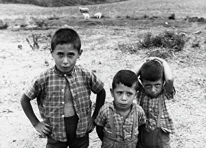 Framed Print : Kids Italy. Date of Photograph:1950 ca Framed Print : Kids Italy. Date of Photograph:1950 ca