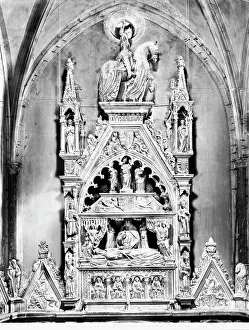 The cell with the sarcophagus and the statue of the lying King, detail of the Monument to the King Ladislao; sculptural works preserved in the Church of San Giovanni a Carbonara, Naples