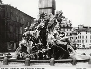 Images Dated 15th March 2005: Fountain of the Four Rivers by Gian Lorenzo Bernini in Piazza Navona, Rome
