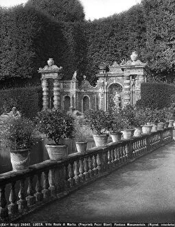 Images Dated 17th December 2014: Fountain and terrace of Villa Orsetti, former Royal Residency, in Marlia, near Lucca