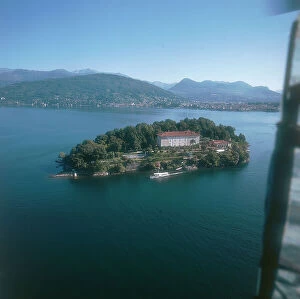 Images Dated 22nd November 2006: Isola Madre on Lake Maggiore